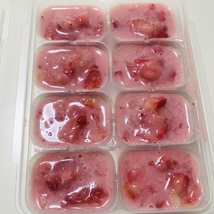 【離乳食 後期】苺ミルク煮